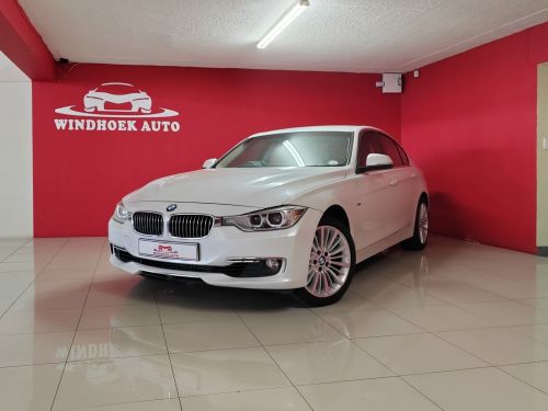 BMW 335i Luxury AT (F30) 225KW in Namibia