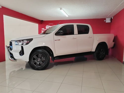 Toyota Hilux 2.4Gd6 Raider DC 4x2 AT in Namibia
