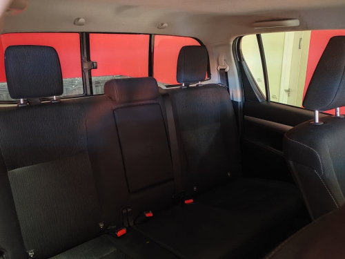 Toyota Hilux 2.4Gd6 Raider DC 4x2 AT in Namibia