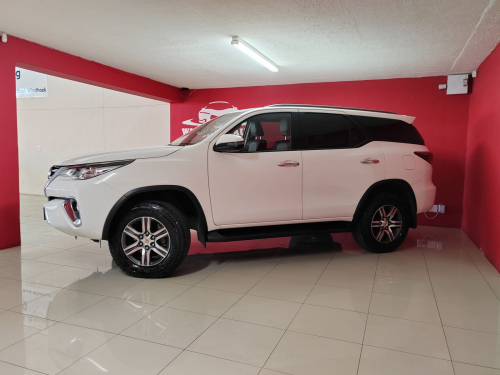 Toyota Fortuner 2.4 GD6 4X4 AT in Namibia