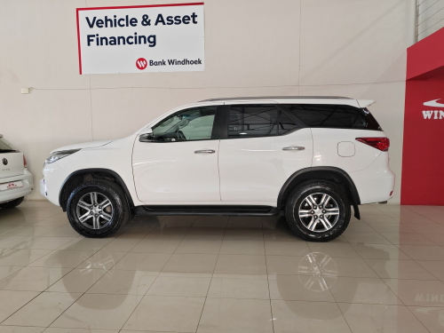 Toyota Fortuner 2.4 GD6 4X4 AT in Namibia