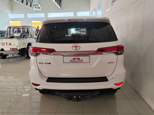 Toyota Fortuner 2.4 GD6 4X4 AT in Namibia
