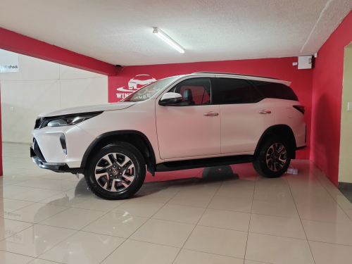 Toyota Fortuner 2.4GD6 4x4 AT in Namibia