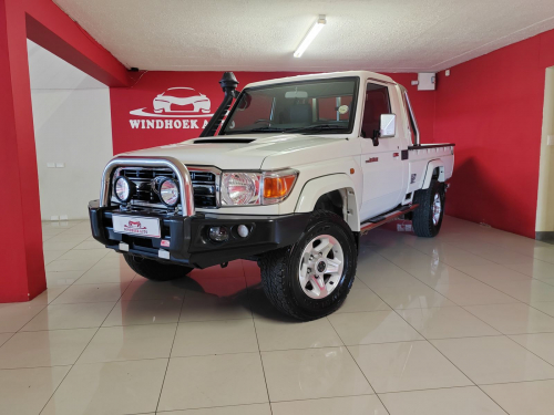 Toyota Land Cruiser 4.5 V8 S/C in Namibia