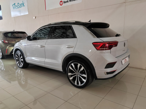 Volkswagen T-Roc 2.0 TSI R-line 4 Motion DSG in Namibia