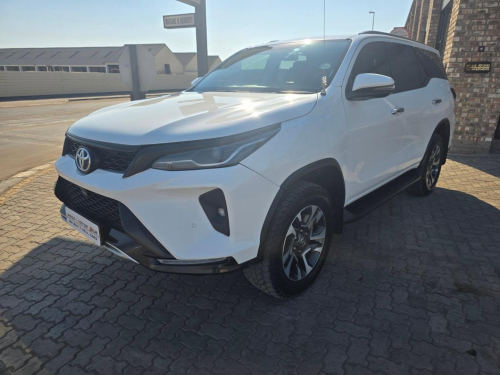 Toyota FORTUNER 2.4 GD-6 4X4 A/T in Namibia