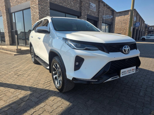 Toyota FORTUNER 2.4 GD-6 4X4 A/T in Namibia
