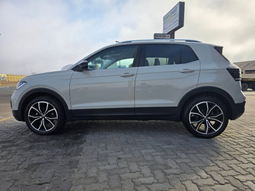 Volkswagen T-CROSS 1.0TSI HIGHLINE DSG in Namibia