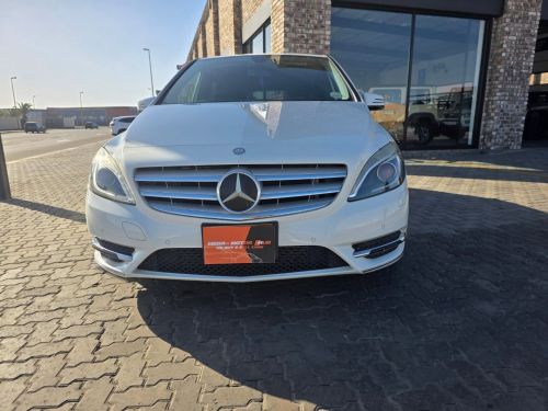 Mercedes-Benz B180 1.6T 5DR A/T in Namibia