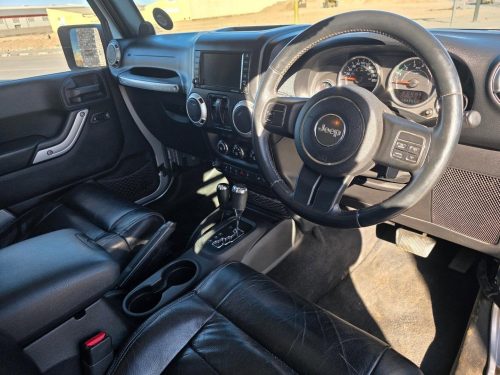 Jeep WRANGLER SAHARA JK 3.6 V6 4X4 A/T 3DR in Namibia