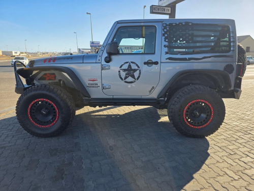 Jeep WRANGLER SAHARA JK 3.6 V6 4X4 A/T 3DR in Namibia