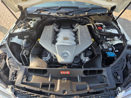 Mercedes-Benz C63 AMG 6.3L V8 A/T in Namibia