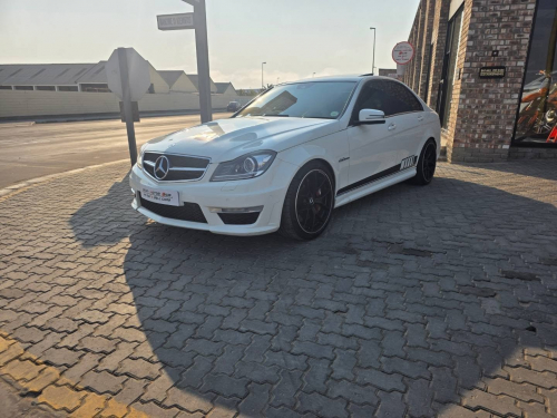 Mercedes-Benz C63 AMG 6.3L V8 A/T in Namibia