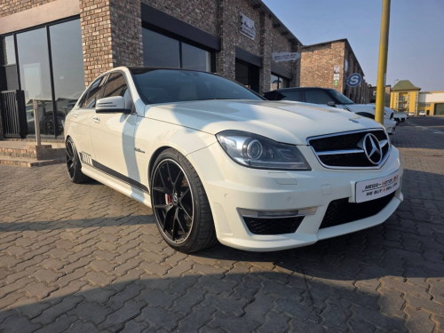 Mercedes-Benz C63 AMG 6.3L V8 A/T in Namibia