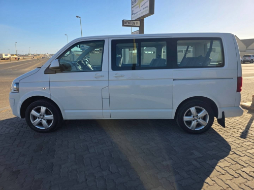 Volkswagen T5 KOMBI 2.0 TDI COMFORTLINE M/T in Namibia