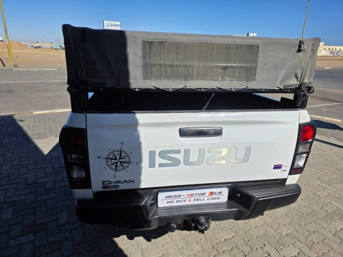 Isuzu D-MAX 250 HO HI-RIDE M/T 4X4 in Namibia