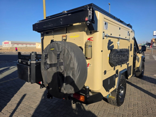 Toyota LAND CRUISER 2.8 GD-6 BUSHWAKKA KAMELBACK A/T 4X4 in Namibia