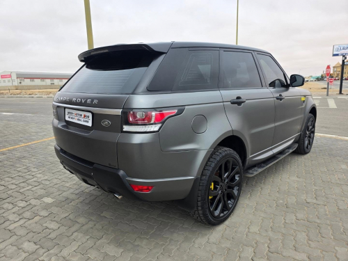 Land Rover RANGE ROVER SPORT 3.0 SDV6 SE A/T AWD in Namibia