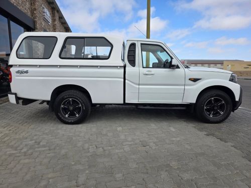 Mahindra PIK-UP S6 MHAWK 2.2 S/C M/T 4X4 in Namibia