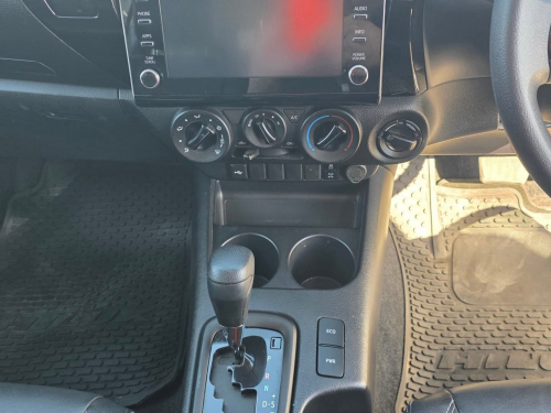 Toyota HILUX 2.4 GD-6 RAIDER 4X4 A/T in Namibia