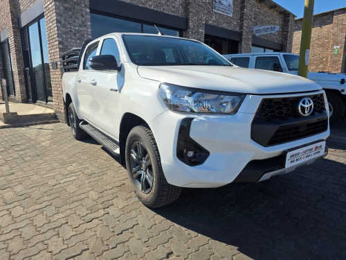 Toyota HILUX 2.4 GD-6 RAIDER 4X4 A/T in Namibia