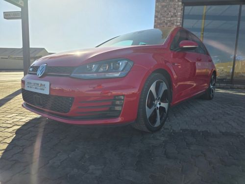 Volkswagen GOLF 7 GTI 2.0 DSG in Namibia