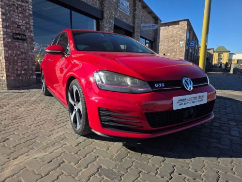 Volkswagen GOLF 7 GTI 2.0 DSG in Namibia