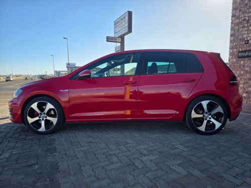 Volkswagen GOLF 7 GTI 2.0 DSG in Namibia