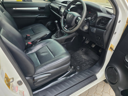 Toyota HILUX 2.4 GD AC M/T in Namibia