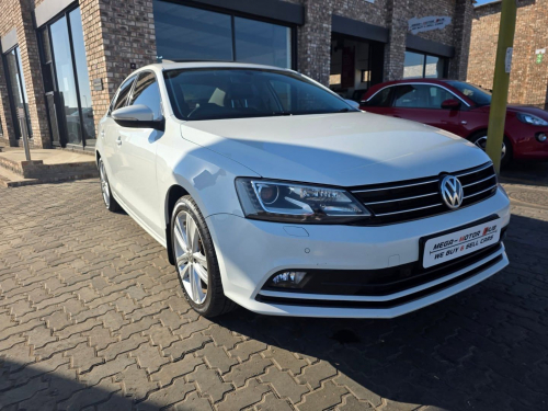 Volkswagen JETTA 1.4 TSI COMFORTLINE BLUEMOTION M/T in Namibia