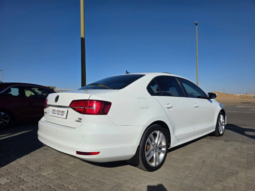 Volkswagen JETTA 1.4 TSI COMFORTLINE BLUEMOTION M/T in Namibia