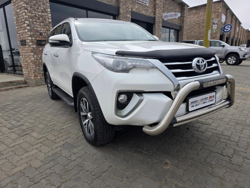 Toyota FORTUNER 2.8 GD-6 4X4 M/T in Namibia