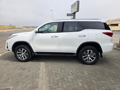 Toyota FORTUNER 2.8 GD-6 4X4 M/T in Namibia