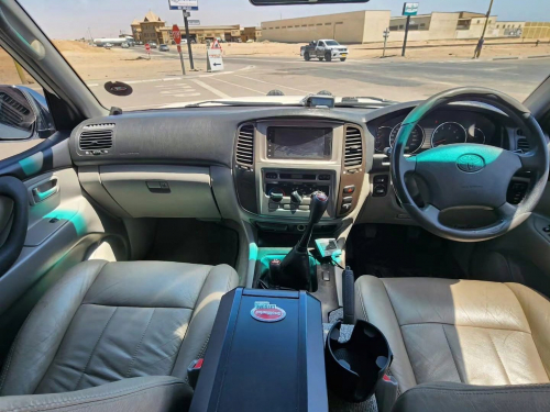 Toyota LAND CRUISER 105 GX 4.5EFI 4X4 M/T in Namibia
