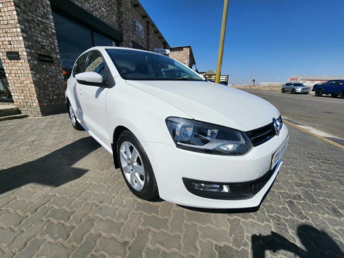 Volkswagen POLO 1.6 COMFORTLINE TIP A/T (LOCAL) in Namibia