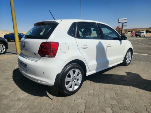 Volkswagen POLO 1.6 COMFORTLINE TIP A/T (LOCAL) in Namibia