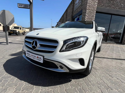 Mercedes-Benz GLA 220 CDI 4MATIC A/T in Namibia