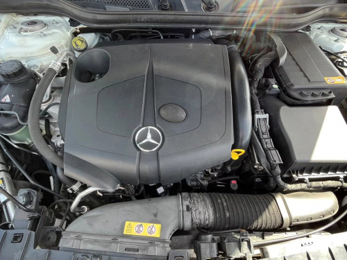 Mercedes-Benz GLA 220 CDI 4MATIC A/T in Namibia