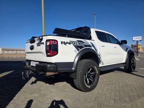 Ford RAPTOR 3.0 V6 TWIN TURBO 10SPEED A/T 4X4 in Namibia