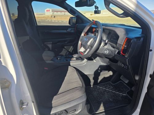 Ford RAPTOR 3.0 V6 TWIN TURBO 10SPEED A/T 4X4 in Namibia