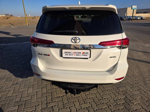 Toyota FORTUNER 2.4 GD-6 4X4 A/T in Namibia