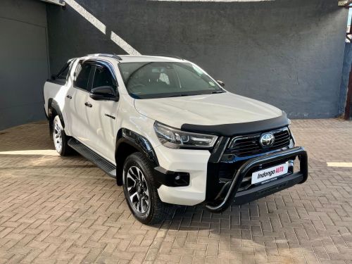 Pre-owned Toyota Hilux 2.8 DC 4x4 Auto Legend 55 for sale in 