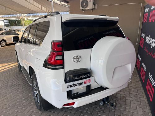 Toyota Prado 2.8D VX-L in Namibia