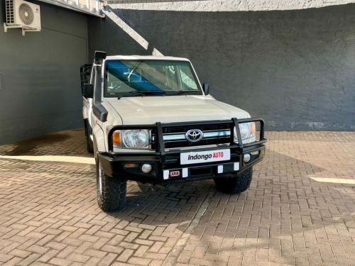 Toyota Land Cruiser 4.2 DC in Namibia