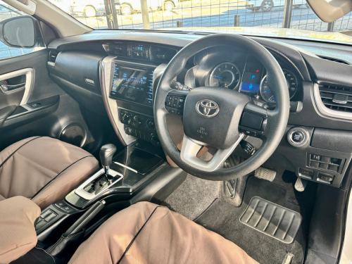 Toyota Fortuner 2.4 4x4 A/T in Namibia