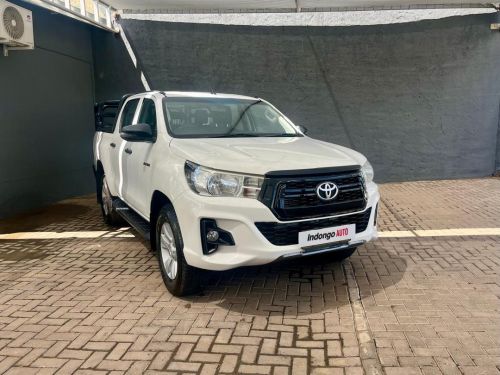 Toyota Hilux 2.4 DC SRX 4x4 in Namibia