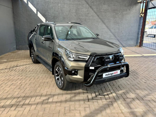 Pre-owned Toyota Hilux 2.8 Legend 55 4x4 DC A/T for sale in 