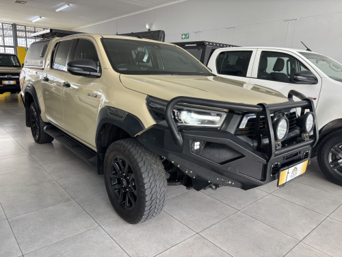 Toyota Hilux Legend 2.8 4x4 A/t D/cab in Namibia