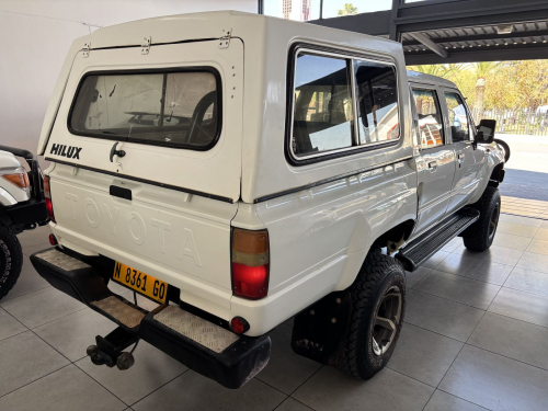 Toyota Hilux 2.2 4y D/cab 4x4 M/t in Namibia