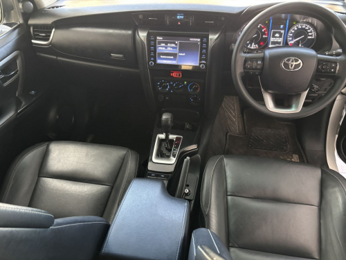Toyota Fortuner 2.4 4x4 A/t in Namibia